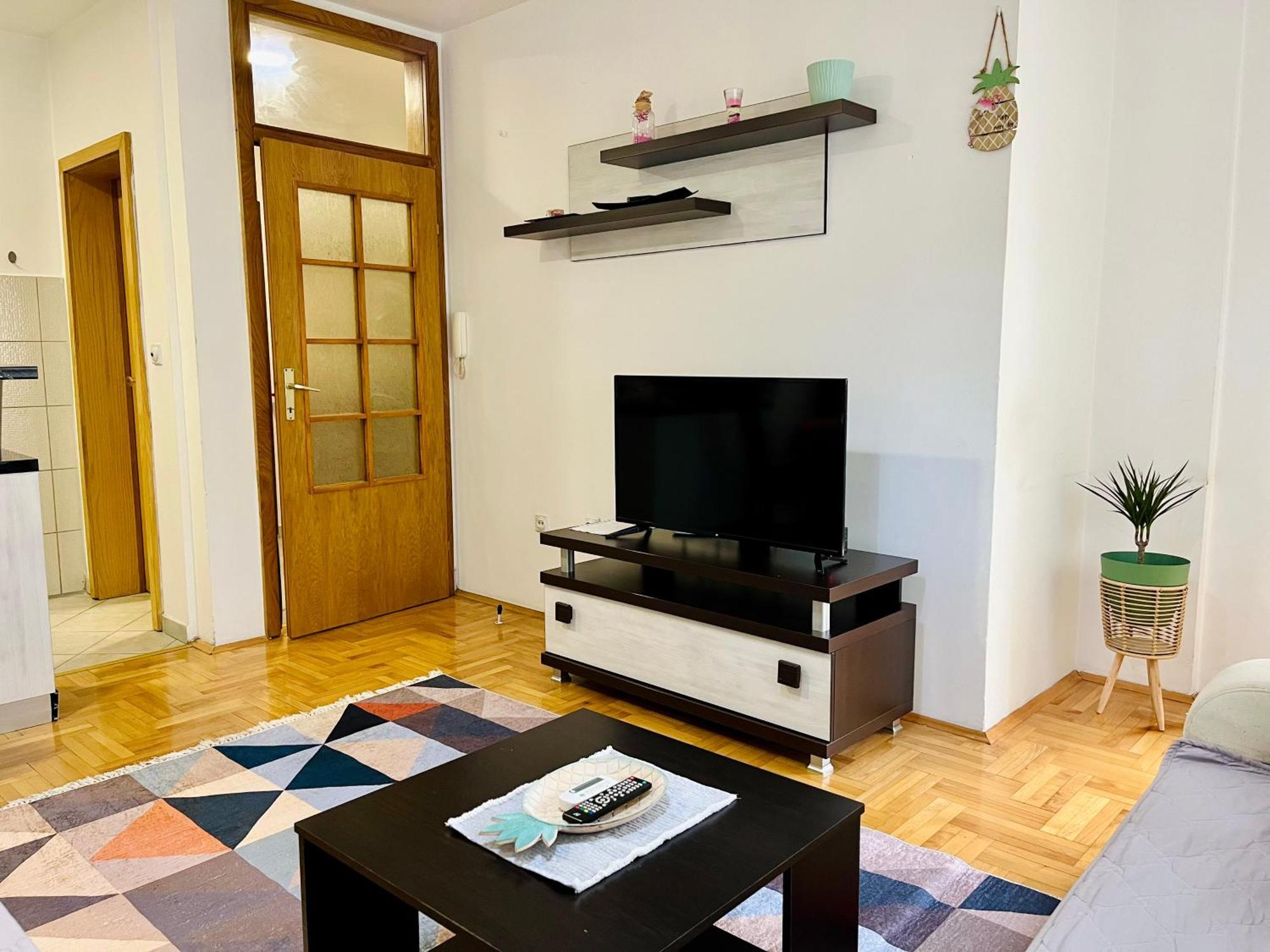 Nancy Apartment Skopje Esterno foto